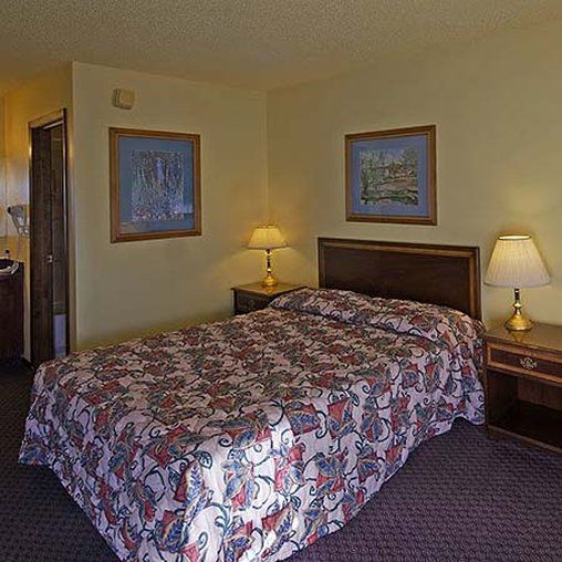 Red Roof Inn Redding Rum bild